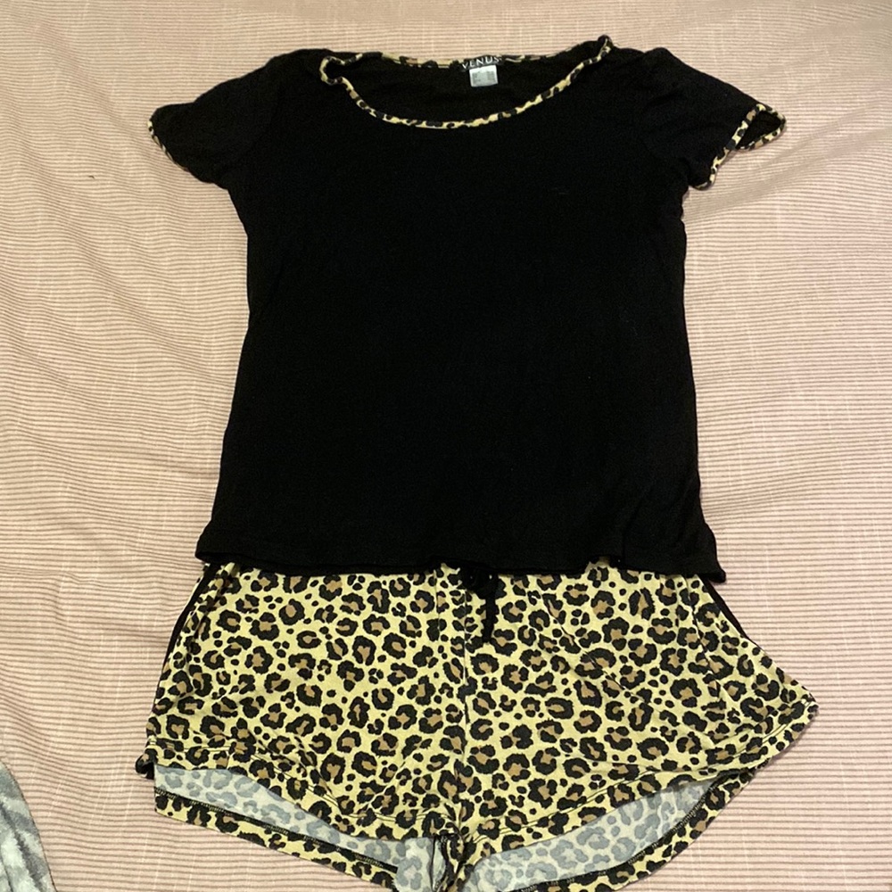 Pajama set